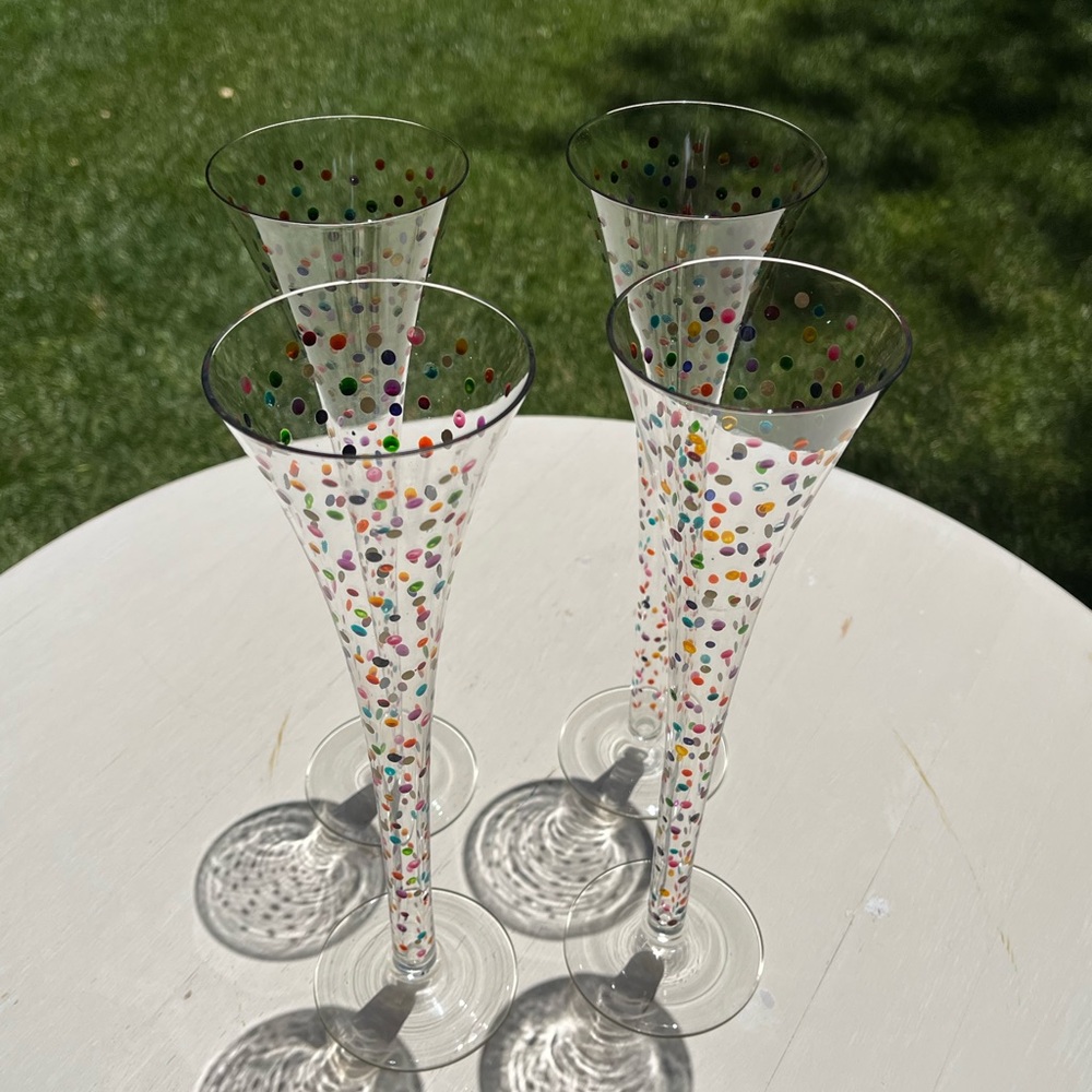 Holiday!  Polka-Dot.  Confetti-Dot Champaign Festive Flutes.  11” tall.  Festive - Picture 2 of 3